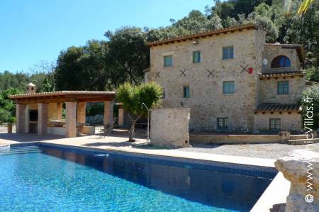 Villa de charme avec piscine à louer Can Catalonia | ChicVillas
